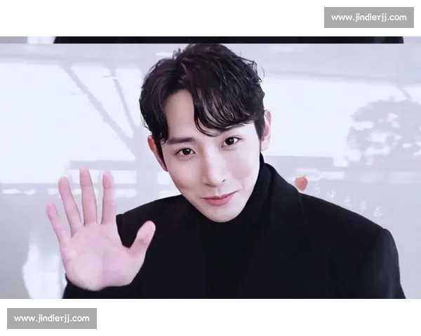 红包雨遇上 T 台步:185 帅哥走秀太会整活